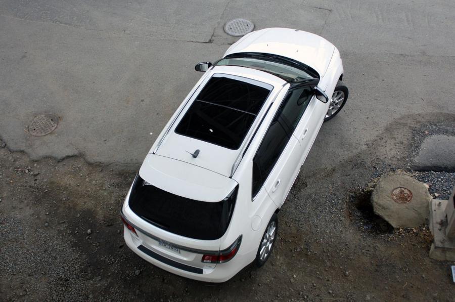  Saab 9-4X 2011 года  (фото 3 из 145)
